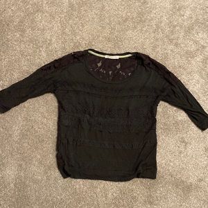 Adorable lace 3/4 Sleeve Jolt Top